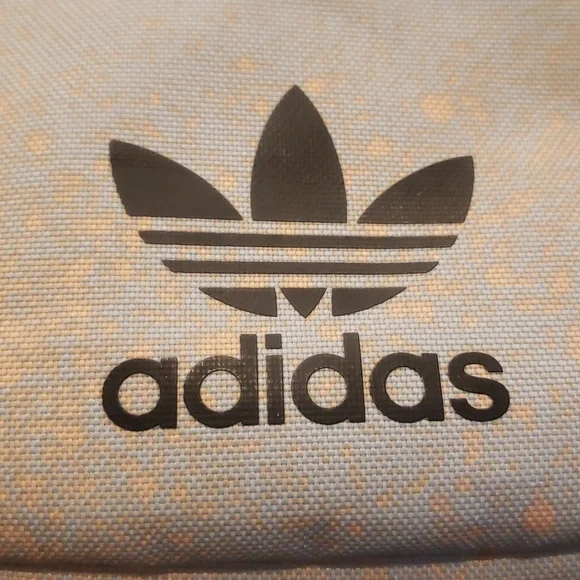 NWOT Adidas Waist Bag π - Picture 6 of 6